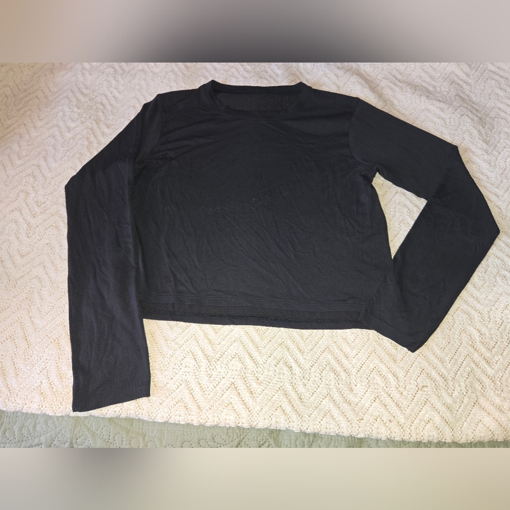 lululemon athletica Black Long Sleeve Tee